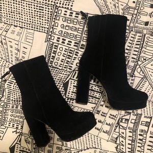 Black Platform Boots to take over the world in